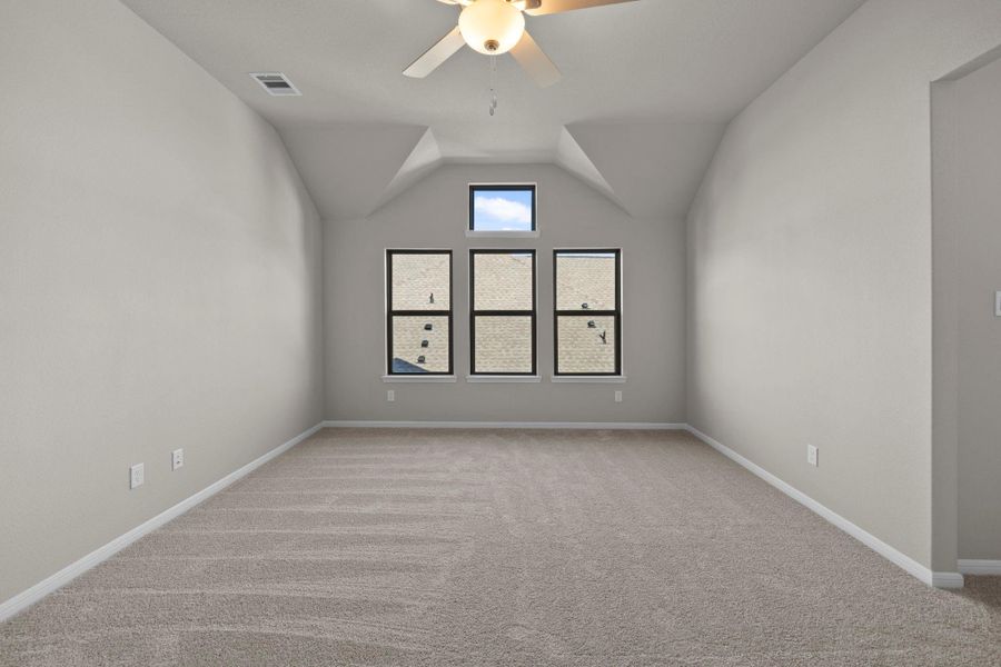 Spacious, unfurnished interior of a new home in , Conroe (Image 26). Spacious, unfurnished interior of a new home in , Conroe (Image 26).