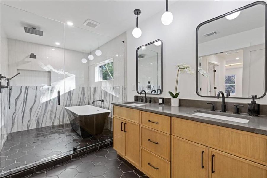 Furnished interior view inside a new home in , Atlanta (Image 7).