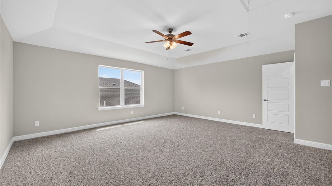 Spacious, unfurnished interior of a new home in Treeline, Justin (Image 47). Spacious, unfurnished interior of a new home in Treeline, Justin (Image 47).