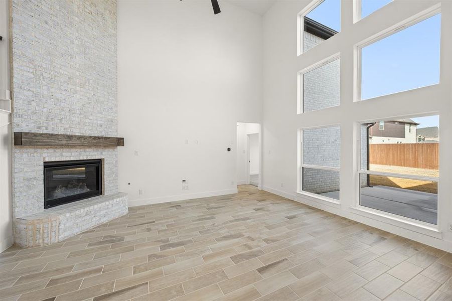 312 Lovett- Living Room