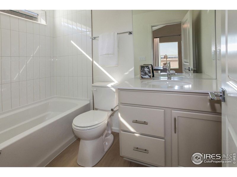 EXAMPLE PHOTO: SECONDARY BATH EXAMPLE PHOTO: SECONDARY BATH