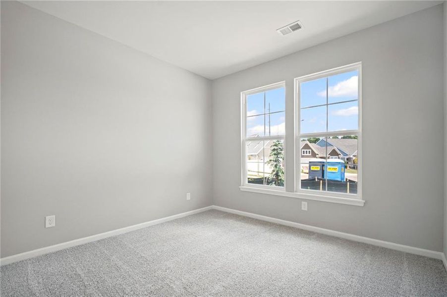Spacious, unfurnished interior of a new home in Laurel Farms, Dallas (Image 29).