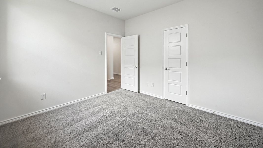 Spacious, unfurnished interior of a new home in Trailstone, Caddo Mills (Image 25). Spacious, unfurnished interior of a new home in Trailstone, Caddo Mills (Image 25).