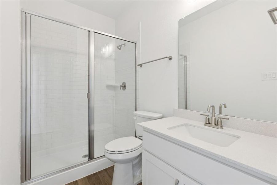 Furnished interior view inside a new home in , Allen (Image 11).