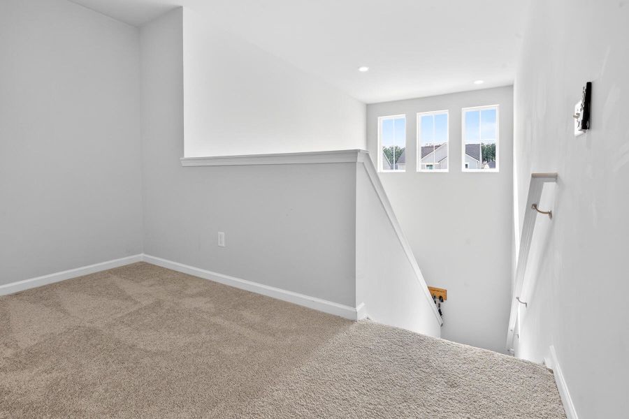 Spacious, unfurnished interior of a new home in Cypress Preserve, Moncks Corner (Image 22).