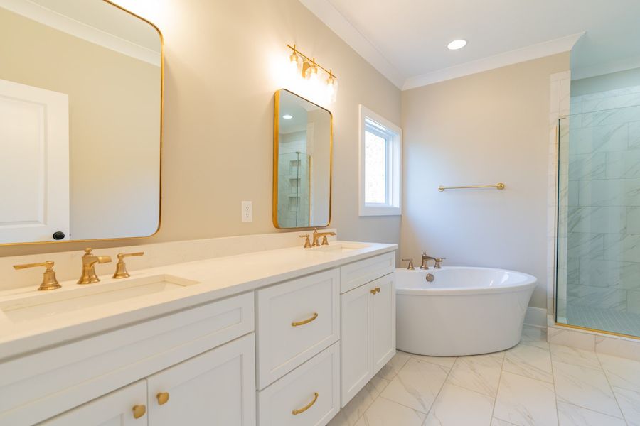 Furnished interior view inside a new home in Creekside, Cleveland (Image 14).