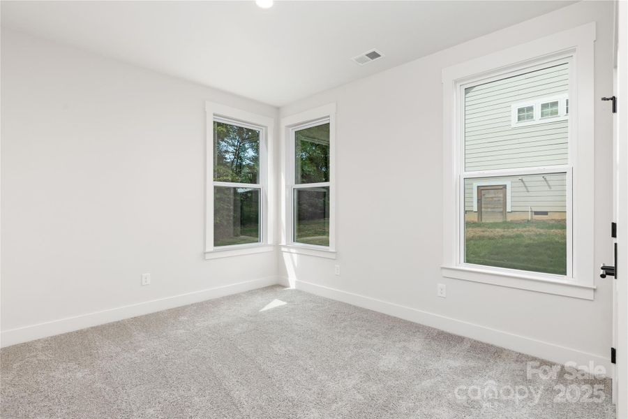 Spacious, unfurnished interior of a new home in , Hickory (Image 19).