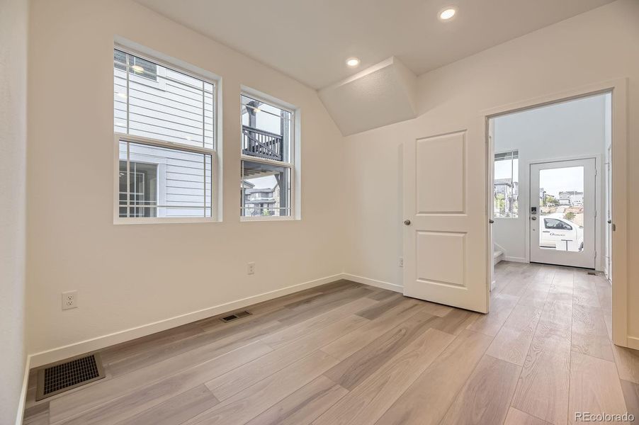 Spacious, unfurnished interior of a new home in Sterling Ranch: The Skyline Collection, Littleton (Image 15).