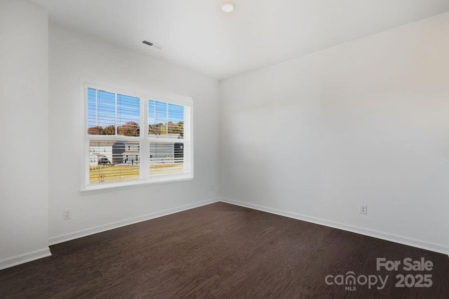 154 Nicholson Lane ~ Ready Now!