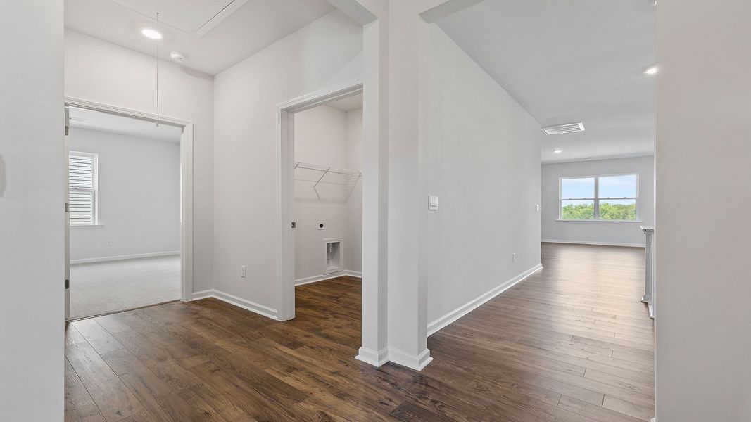 Image 27 of a home in Woodglen.