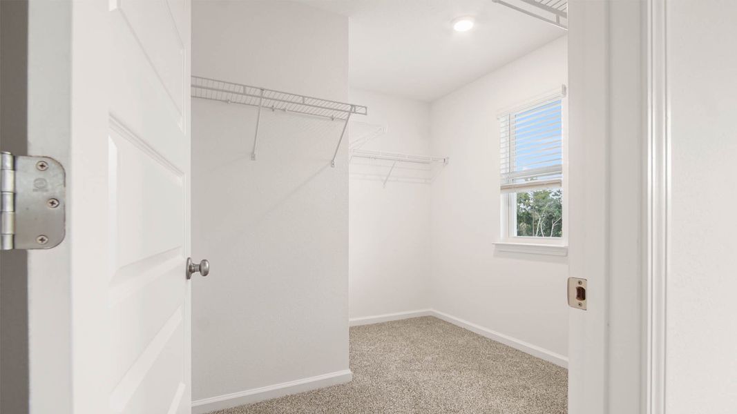 Image 28 representing the Robie by D.R. Horton in Riverwalk, Freeport, FL.