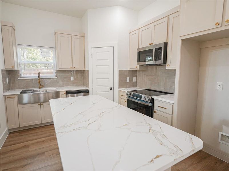 Furnished interior view inside a new home in , Dallas (Image 6). Furnished interior view inside a new home in , Dallas (Image 6).