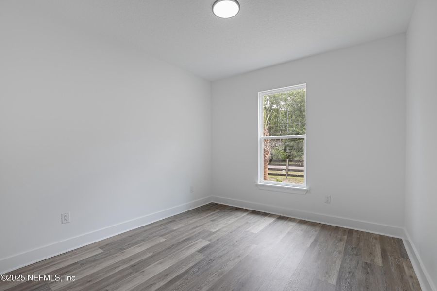 Spacious, unfurnished interior of a new home in , Jacksonville (Image 36).