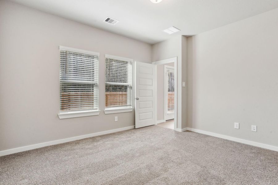 Photo is not of the actual home but is an inspirational photo of builder’s model home and may depict options, furnishings, and/or decorator features that are not included. Photo is not of the actual home but is an inspirational photo of builder’s model home and may depict options, furnishings, and/or decorator features that are not included.