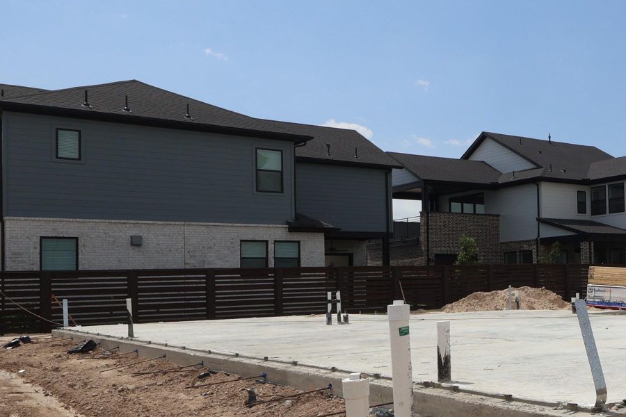 Every foundation at DWH is engineered and it’s inspected three times! We do not do “batch” testing. Rest easy knowing your foundation comes with a 10 year warranty. Every foundation at DWH is engineered and it’s inspected three times! We do not do “batch” testing. Rest easy knowing your foundation comes with a 10 year warranty.