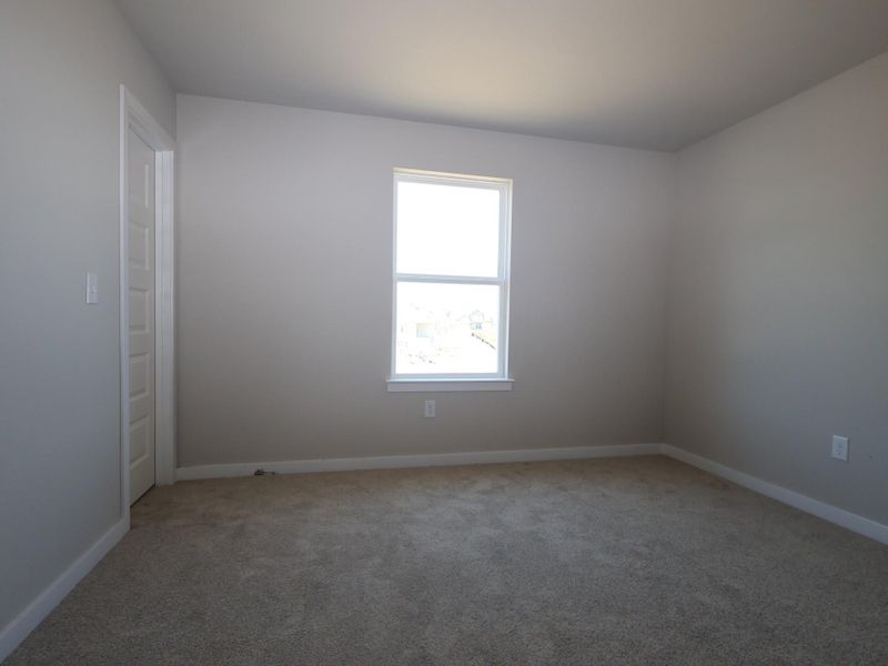 Spacious, unfurnished interior of a new home in Cascades at Onion Creek, Austin (Image 7).