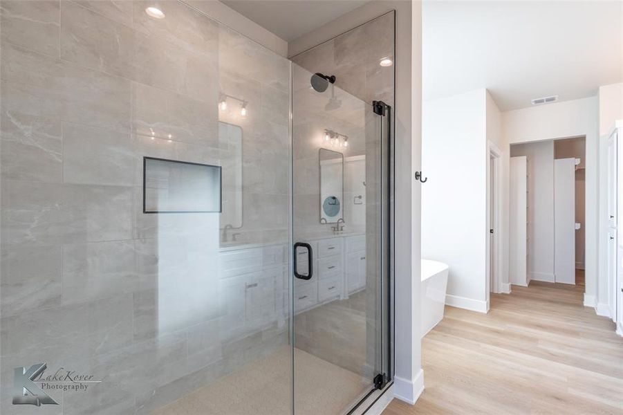 Image 36 of a home in .