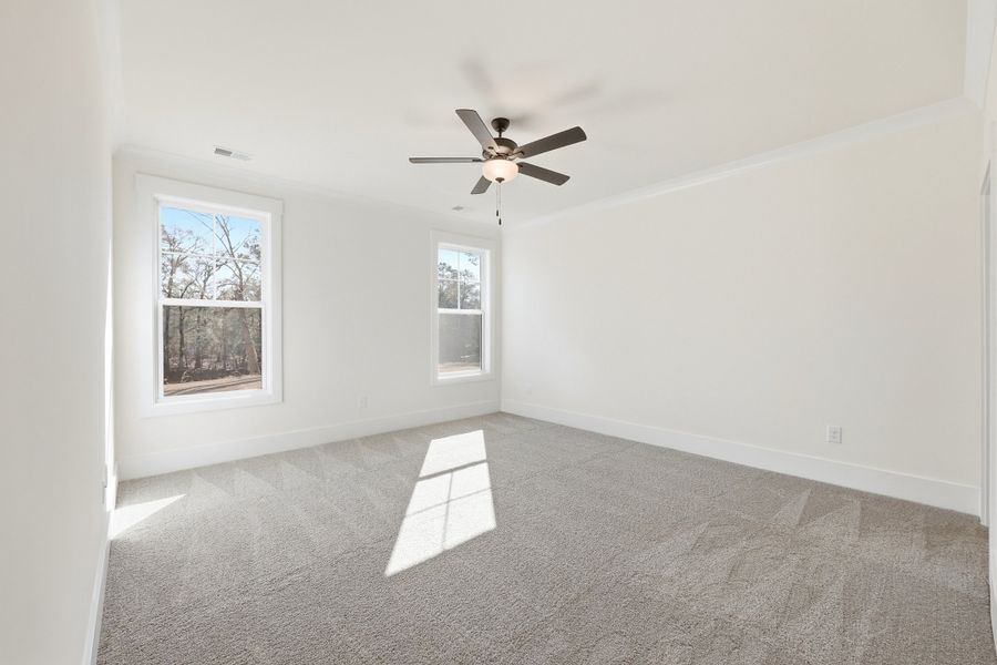 Representative unfurnished interior of a home built from the Montague II by Great Southern Homes in Oak Hollow, Longs (Image 31).