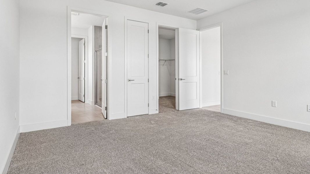 Representative furnished interior of a home built from the Longleaf by DRB Homes in Ardisia Park, New Smyrna Beach (Image 33).