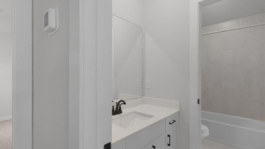 Furnished interior view inside a new home in Nolina, Georgetown (Image 10).