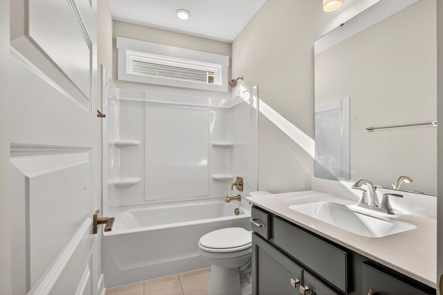 Representative furnished interior of a home built from the Church Hill by Hunter Quinn Homes in Huckleberry Estates, Conway (Image 11).