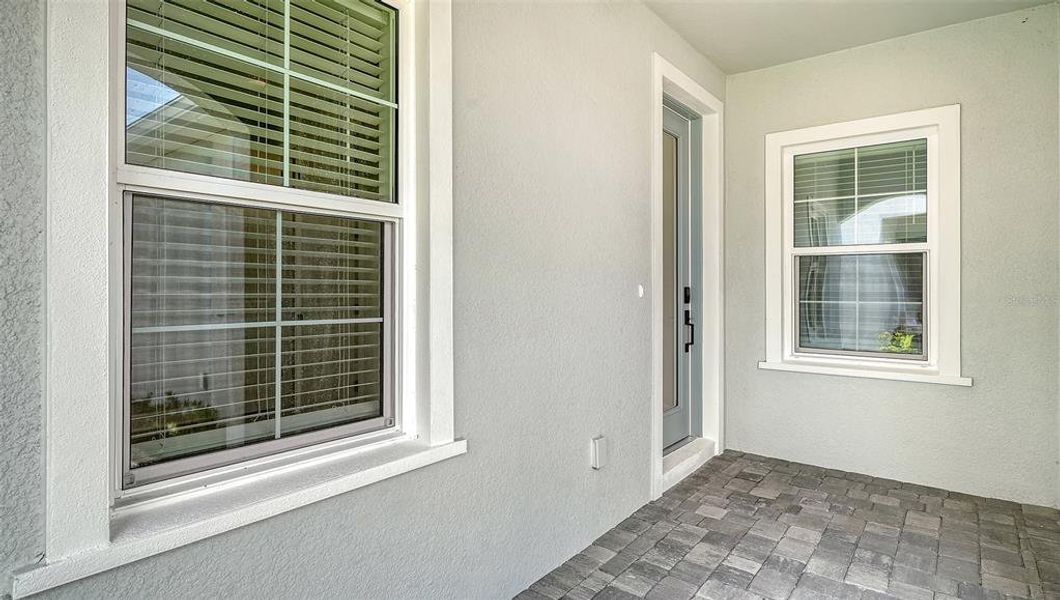 Exterior details and patio area of a home in Windward, Lakewood Ranch (Image 25).