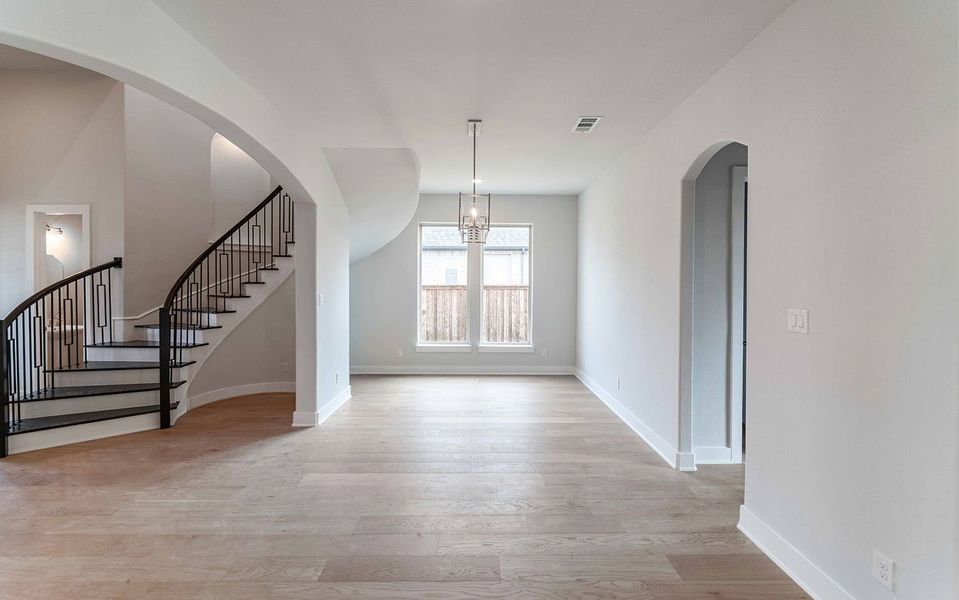 Spacious, unfurnished interior of a new home in Sonoma Verde, Heath (Image 13). Spacious, unfurnished interior of a new home in Sonoma Verde, Heath (Image 13).