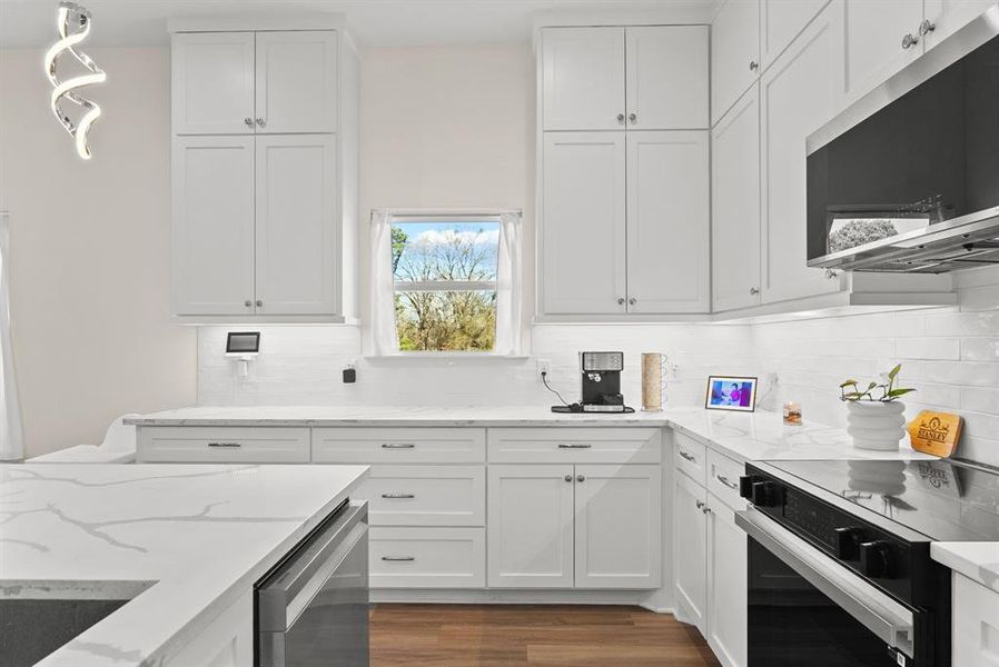 Furnished interior view inside a new home in , Winona (Image 7).