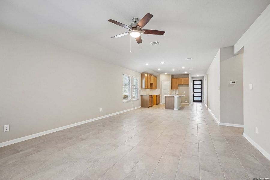 Spacious, unfurnished interior of a new home in Arcadia Ridge - Premier Series, San Antonio (Image 29). Spacious, unfurnished interior of a new home in Arcadia Ridge - Premier Series, San Antonio (Image 29).