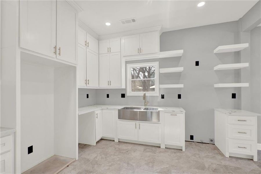 Furnished interior view inside a new home in , Rockmart (Image 10).