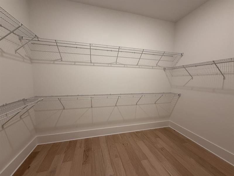 Spacious, unfurnished interior of a new home in Livingstone Park, Kennesaw (Image 20). Spacious, unfurnished interior of a new home in Livingstone Park, Kennesaw (Image 20).