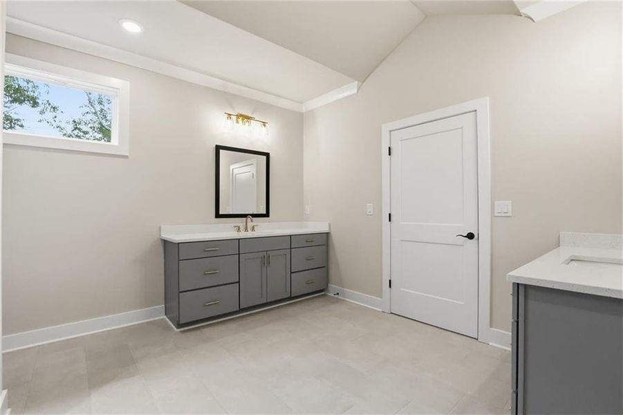 Furnished interior view inside a new home in , Clarkesville (Image 9).