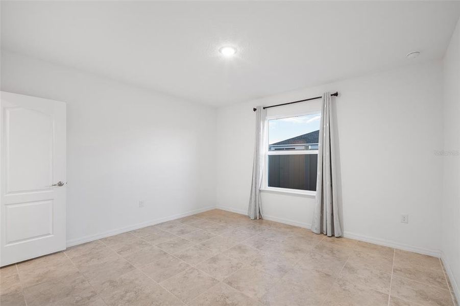 Spacious, unfurnished interior of a new home in Avalon Woods, Newberry (Image 27). Spacious, unfurnished interior of a new home in Avalon Woods, Newberry (Image 27).