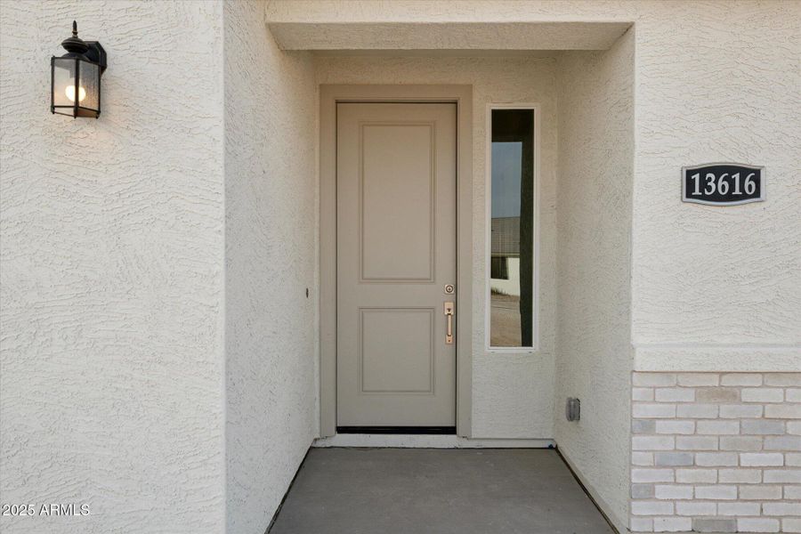 1,658 Front Drror - 192 1,658 Front Drror - 192