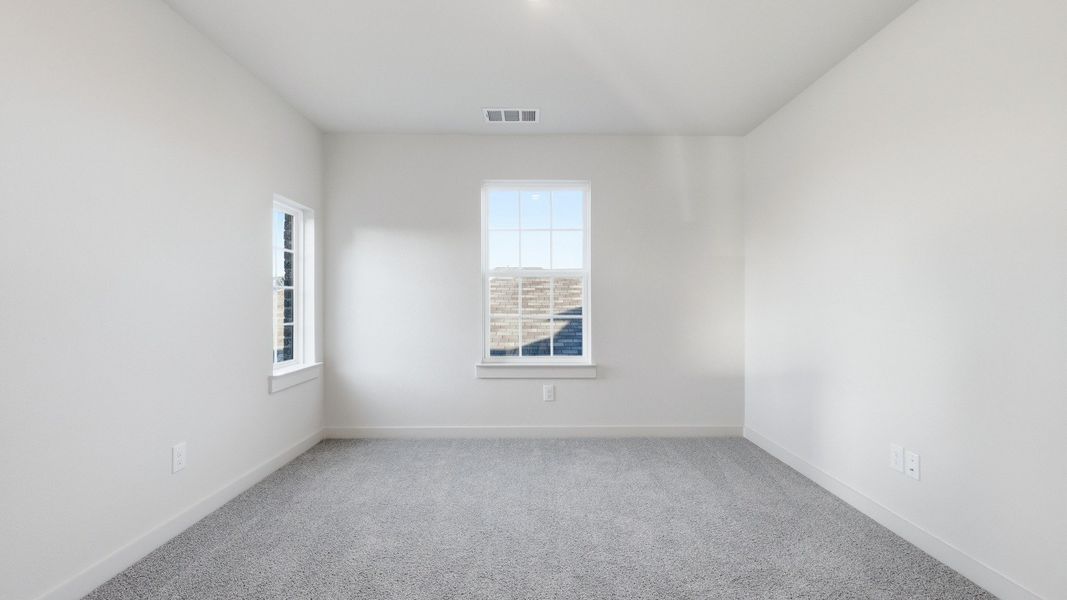 Furnished interior view inside a new home in Walden Pond, Forney (Image 31). Furnished interior view inside a new home in Walden Pond, Forney (Image 31).