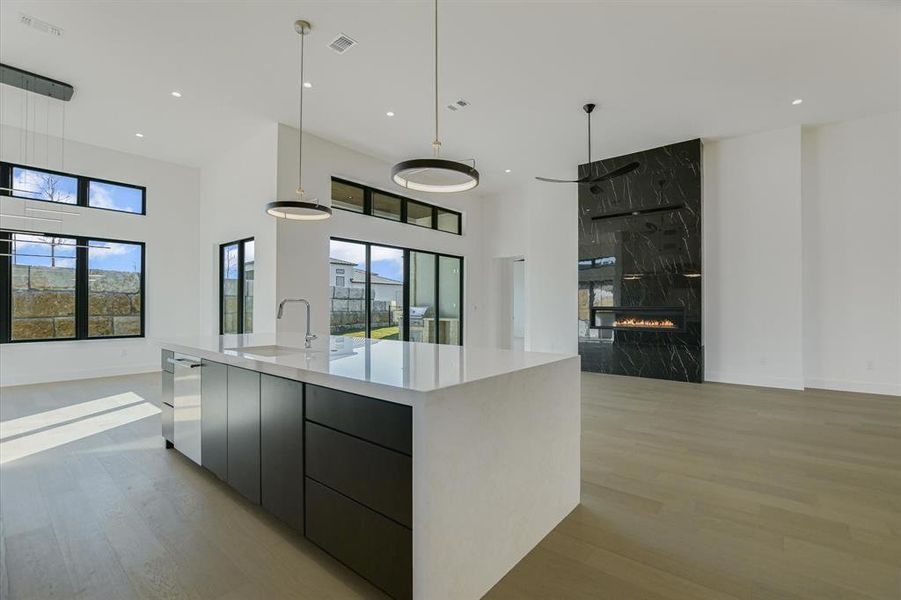 Furnished interior view inside a new home in , Horseshoe Bay (Image 17).