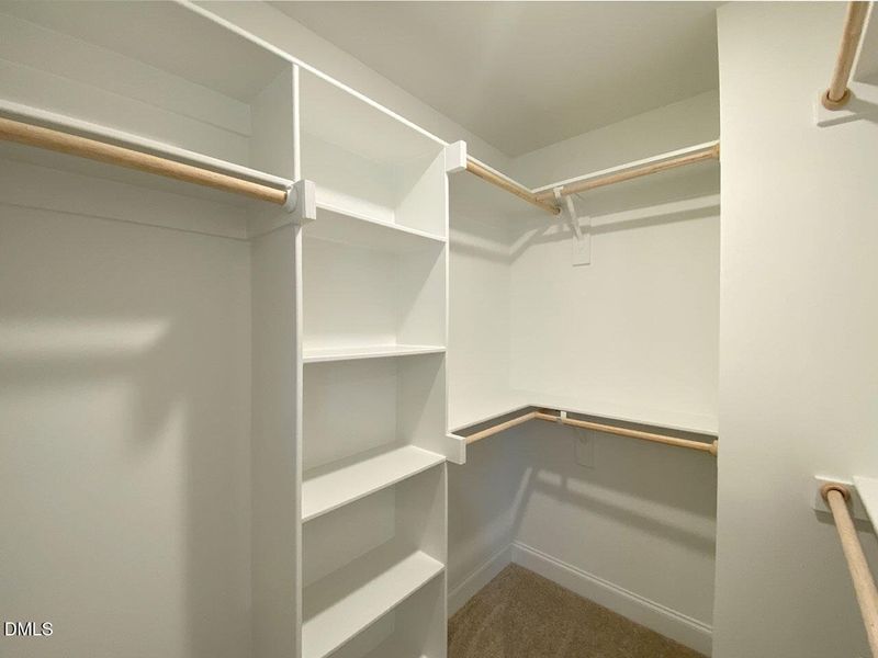 LV17 Owner's Closet #1 LV17 Owner's Closet #1