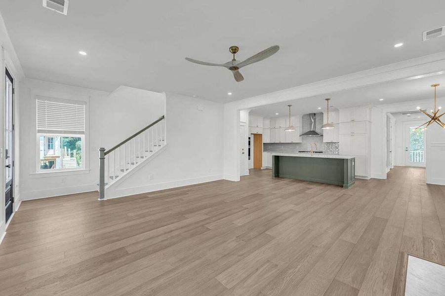 Spacious, unfurnished interior of a new home in Central Park, Charleston (Image 15).