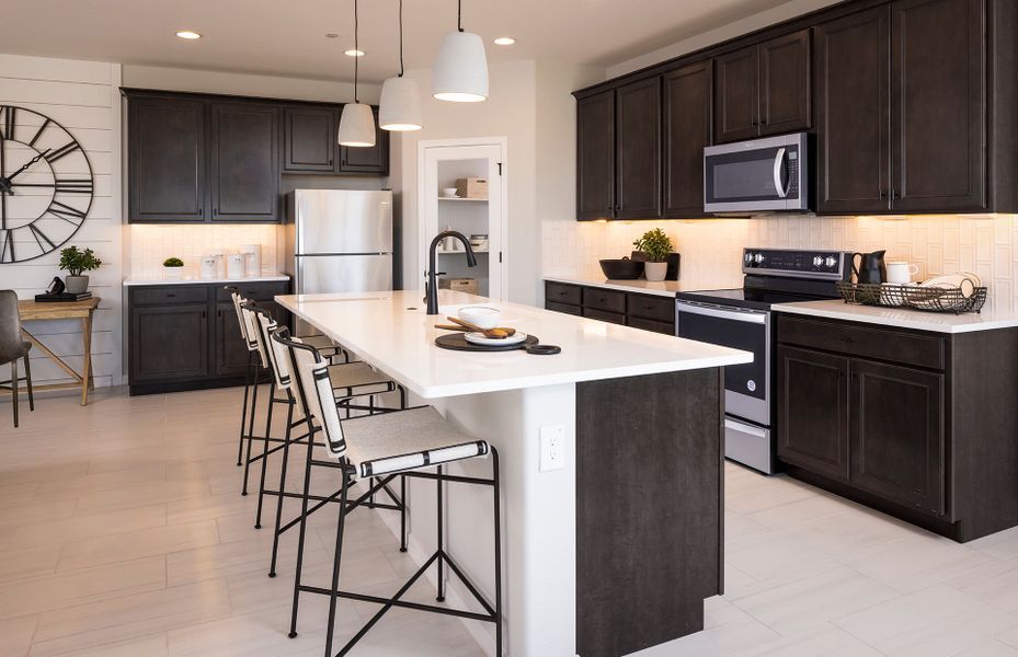 Representative furnished interior of a home built from the Stella by Pulte Homes in El Rancho Santa Rosa, Maricopa (Image 10).
