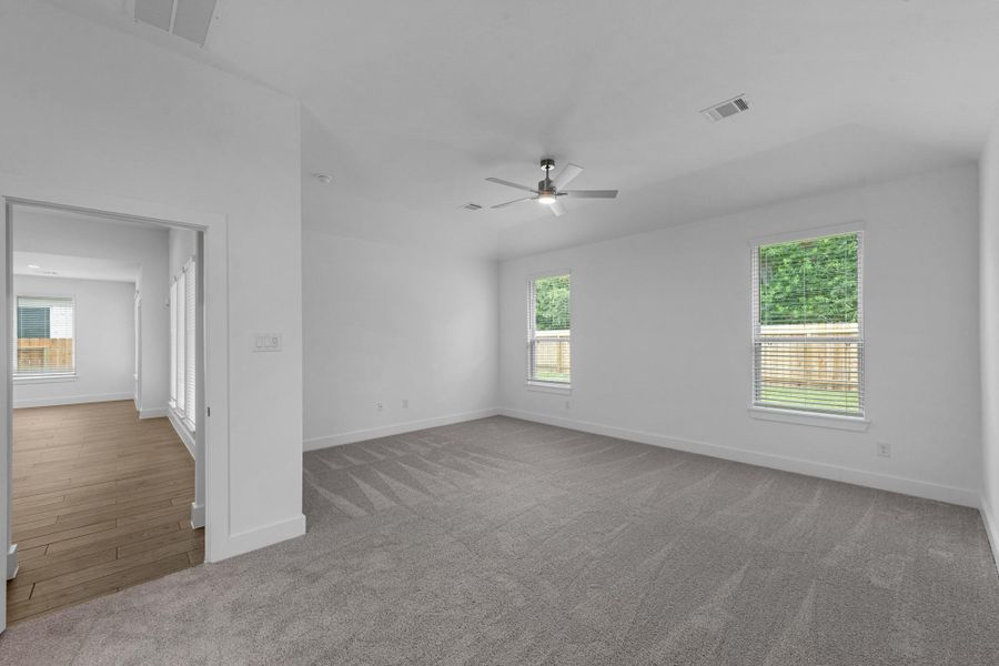 Spacious, unfurnished interior of a new home in Morton Creek Ranch, Katy (Image 31). Spacious, unfurnished interior of a new home in Morton Creek Ranch, Katy (Image 31).