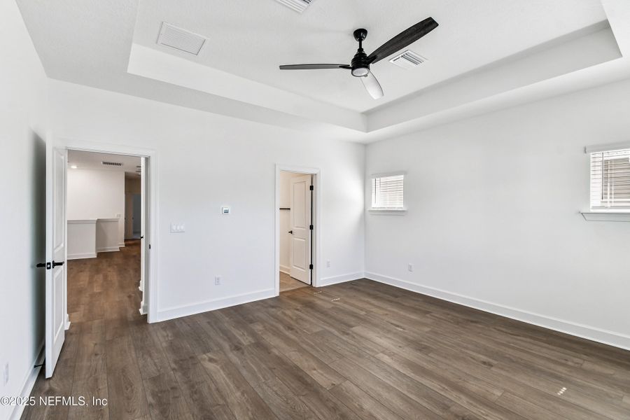 Spacious, unfurnished interior of a new home in Granville at eTown 34', Jacksonville (Image 19).