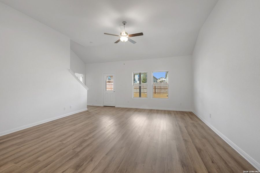 Spacious, unfurnished interior of a new home in Greenspoint Heights, Seguin (Image 43).