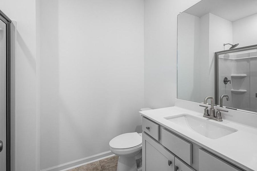 Furnished interior view inside a new home in Hampton Trace, Marietta (Image 8).