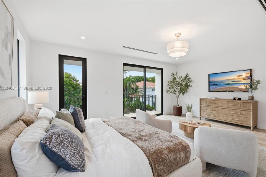 Furnished interior view inside a new home in , Miami (Image 19).