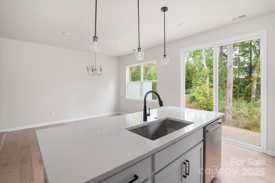 Image 33 of a home in .