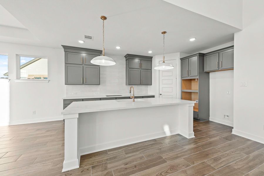 Representative image. Features, specifications, selections and colors may vary. Representative image. Features, specifications, selections and colors may vary.