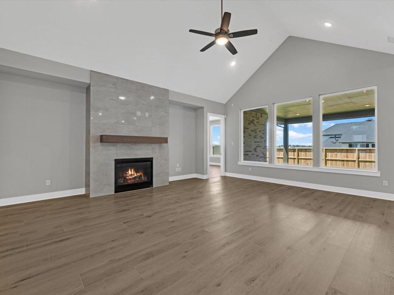 Spacious, unfurnished interior of a new home in Pecan Ridge, Fulshear (Image 17). Spacious, unfurnished interior of a new home in Pecan Ridge, Fulshear (Image 17).
