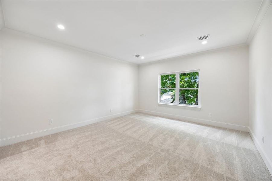 Spacious, unfurnished interior of a new home in , Dallas (Image 21). Spacious, unfurnished interior of a new home in , Dallas (Image 21).