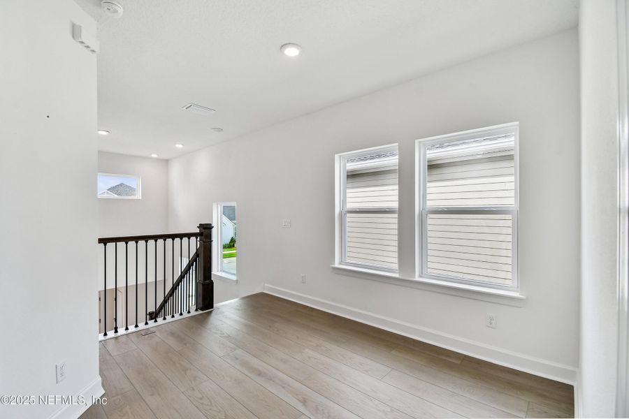 Spacious, unfurnished interior of a new home in Seven Pines 40' Front Entry, Jacksonville (Image 21). Spacious, unfurnished interior of a new home in Seven Pines 40' Front Entry, Jacksonville (Image 21).