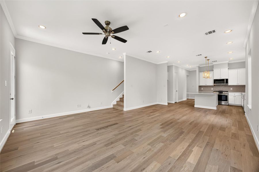 Spacious, unfurnished interior of a new home in , Houston (Image 25).